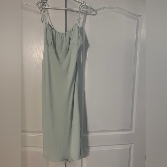 Abercrombie & Fitch Dresses & Skirts - Abercrombie & Fitch Light Green Spaghetti Strap Maxi Dress